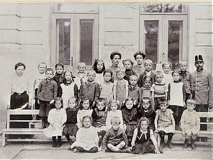 Der evangelische Julius in der Volksschule 1875/80, keine näheren Angaben
