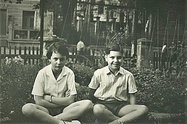 Karin und Helmuth, Enkel um 1960, Renate wurde 1963 geboren