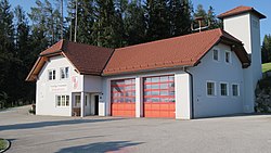 Feuerwehrhaus Oberschlierbach.jpg